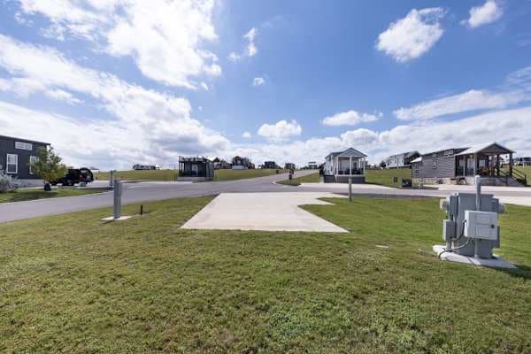 Firefly - Deluxe RV Site 120 in Texas Hill Country - photo 1