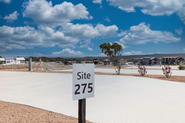 RV Site 275 – concrete pad and surroundings