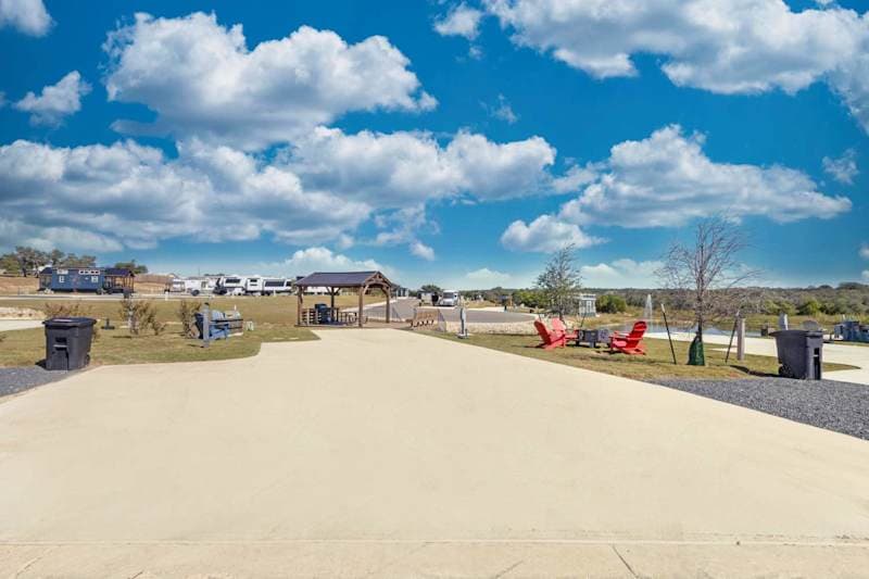 Firefly - Executive RV Site 083