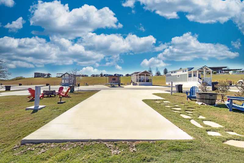 Firefly - Executive RV Site 083