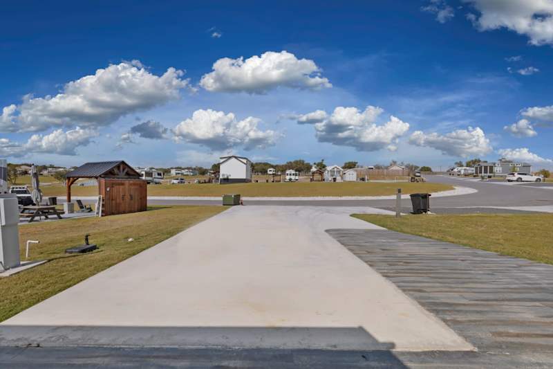 Firefly - Executive RV Site 011