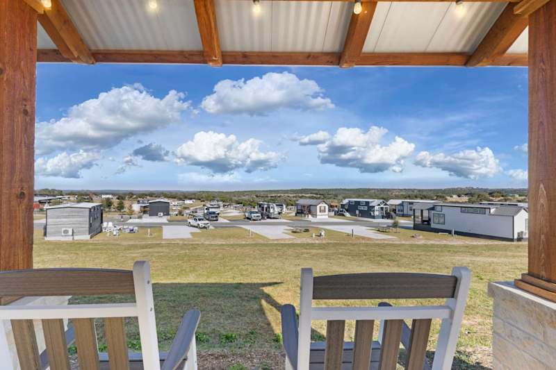 Firefly - Executive RV Site 182