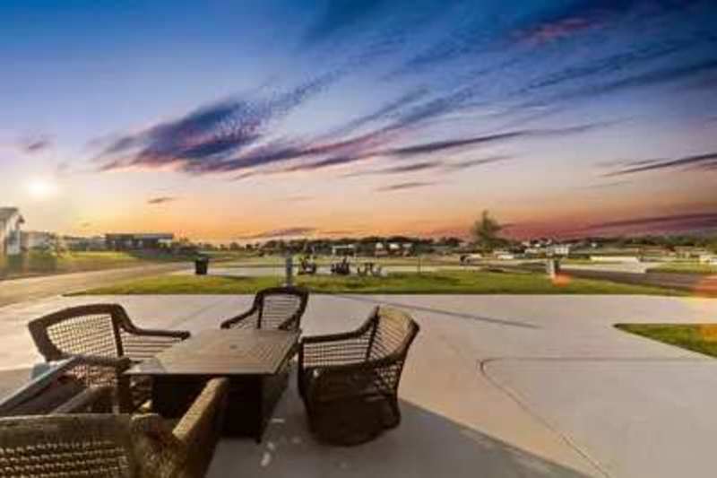 Firefly - Executive RV Site 106
