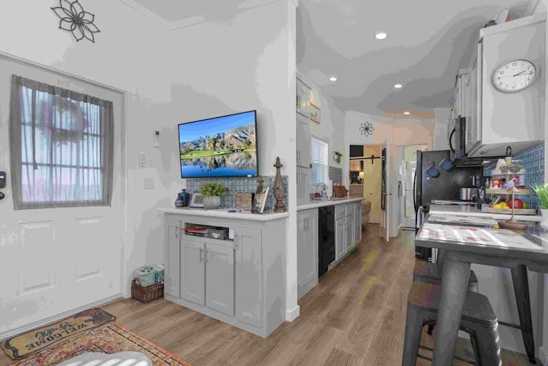 KICKIN'BACH | Covered Patio Fireplace & Mounted TV