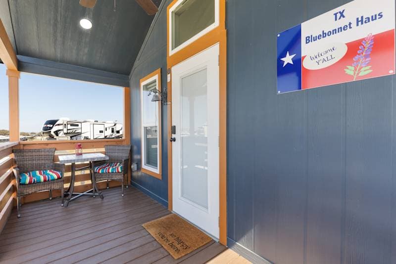 Texas Bluebonnet Haus | Screened Porch, Hill Views