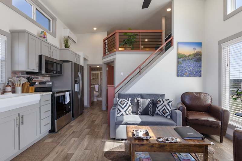 Texas Bluebonnet Haus | Screened Porch, Hill Views