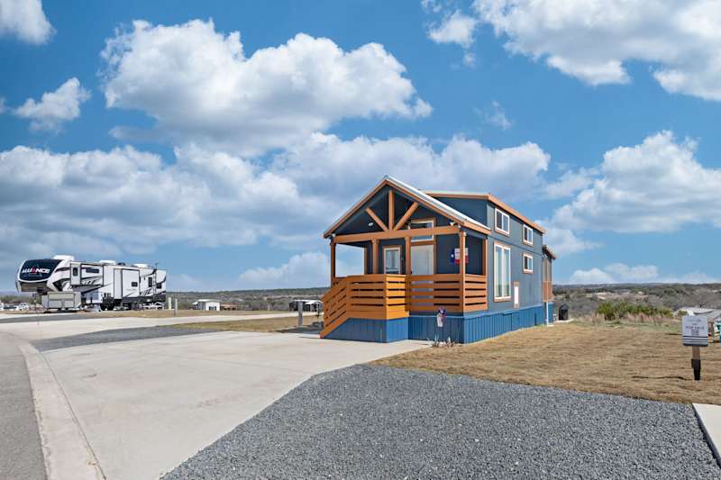 Texas Bluebonnet Haus | Screened Porch, Hill Views