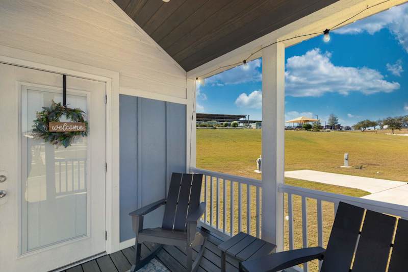 Vine Time | Covered Porch & Fireplace