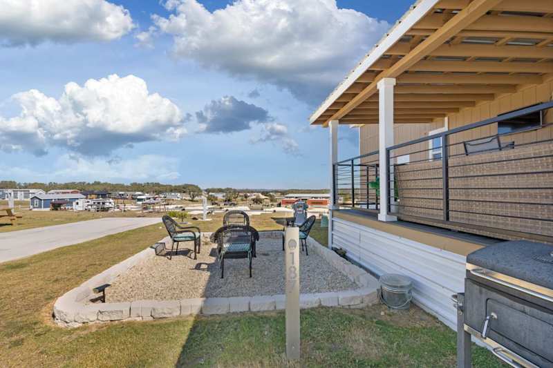Hill Country Hangout | Pet-Friendly Tiny Home