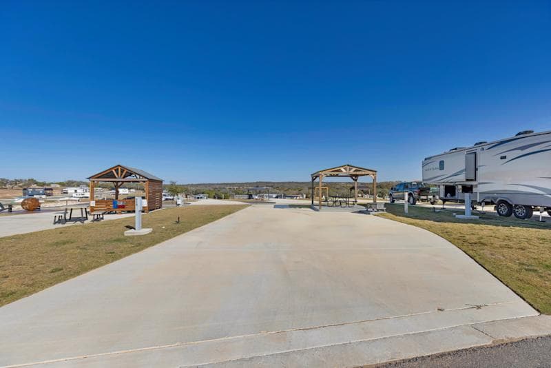 Firefly - Executive RV Site 110