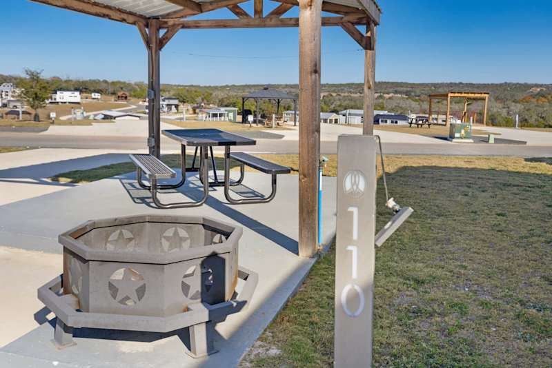 Firefly - Executive RV Site 110