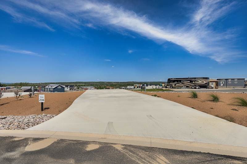 Firefly - Deluxe RV Site 236