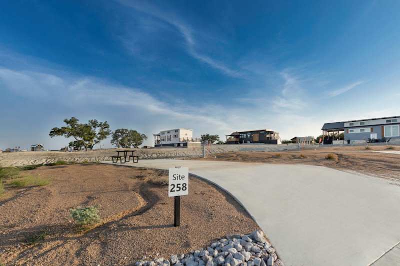 Firefly - Deluxe RV Site 258