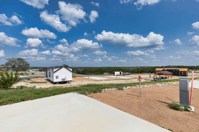 Firefly - Deluxe RV Site 318