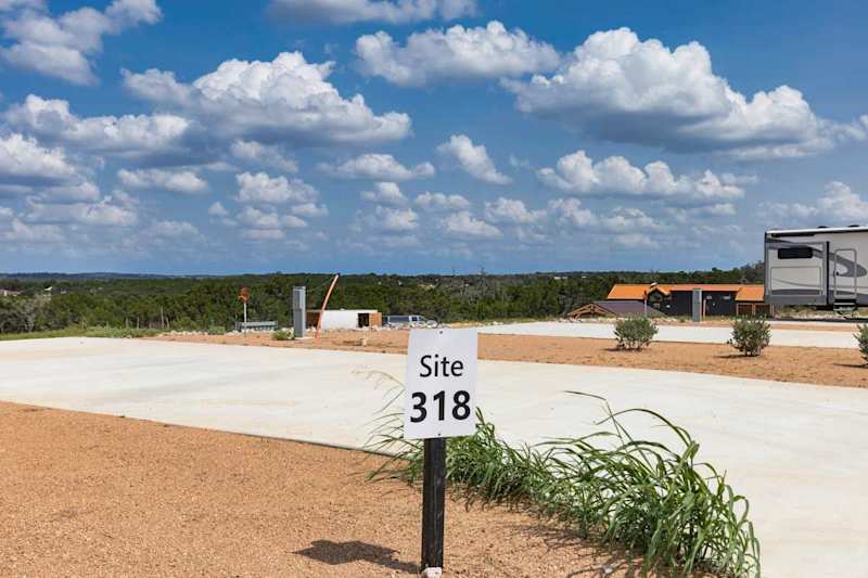 Firefly - Deluxe RV Site 318