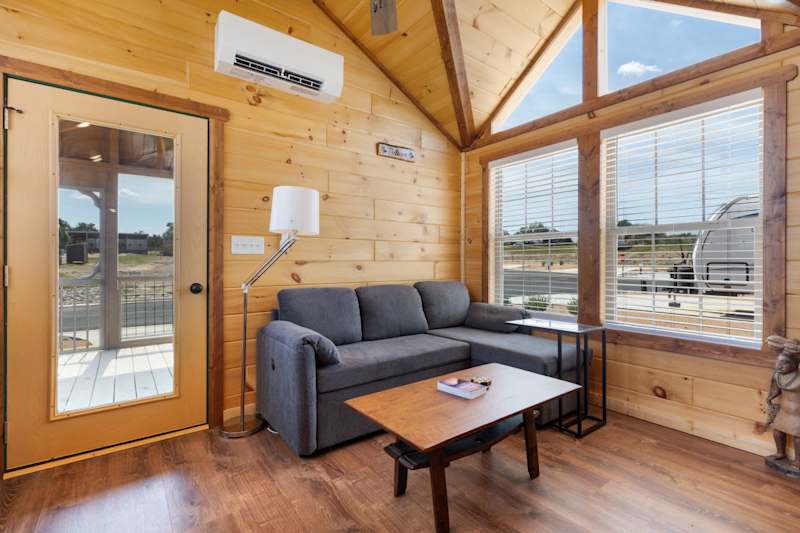 Firelight Cabin | Loft + 2 Baths | Sleeps 8