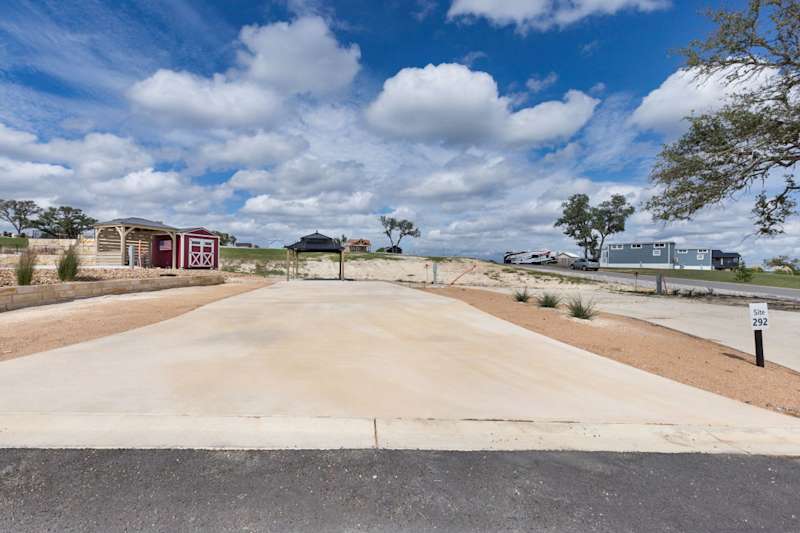 Firefly - Premier RV Site 293 - Covered Pavilion!