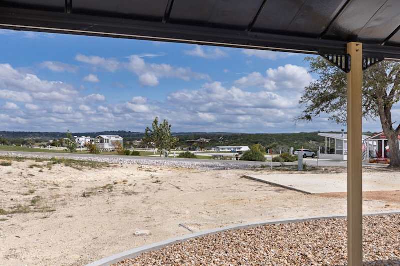 Firefly - Premier RV Site 293 - Covered Pavilion!