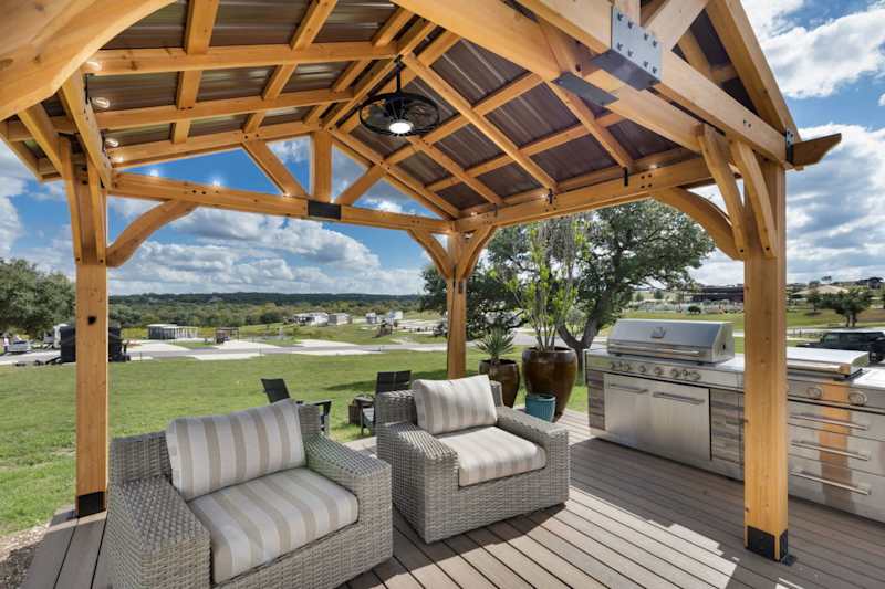 Firefly - Executive RV Site 038 - Outdoor Kitchen!